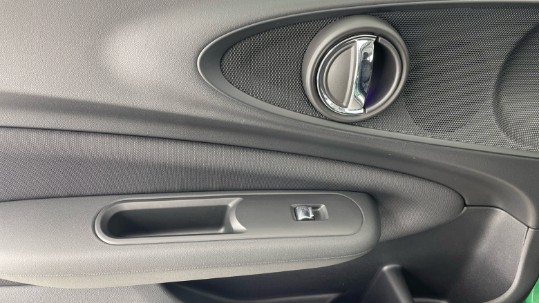 MINI Clubman 1.5 Cooper Classic 6dr Auto Petrol Estate